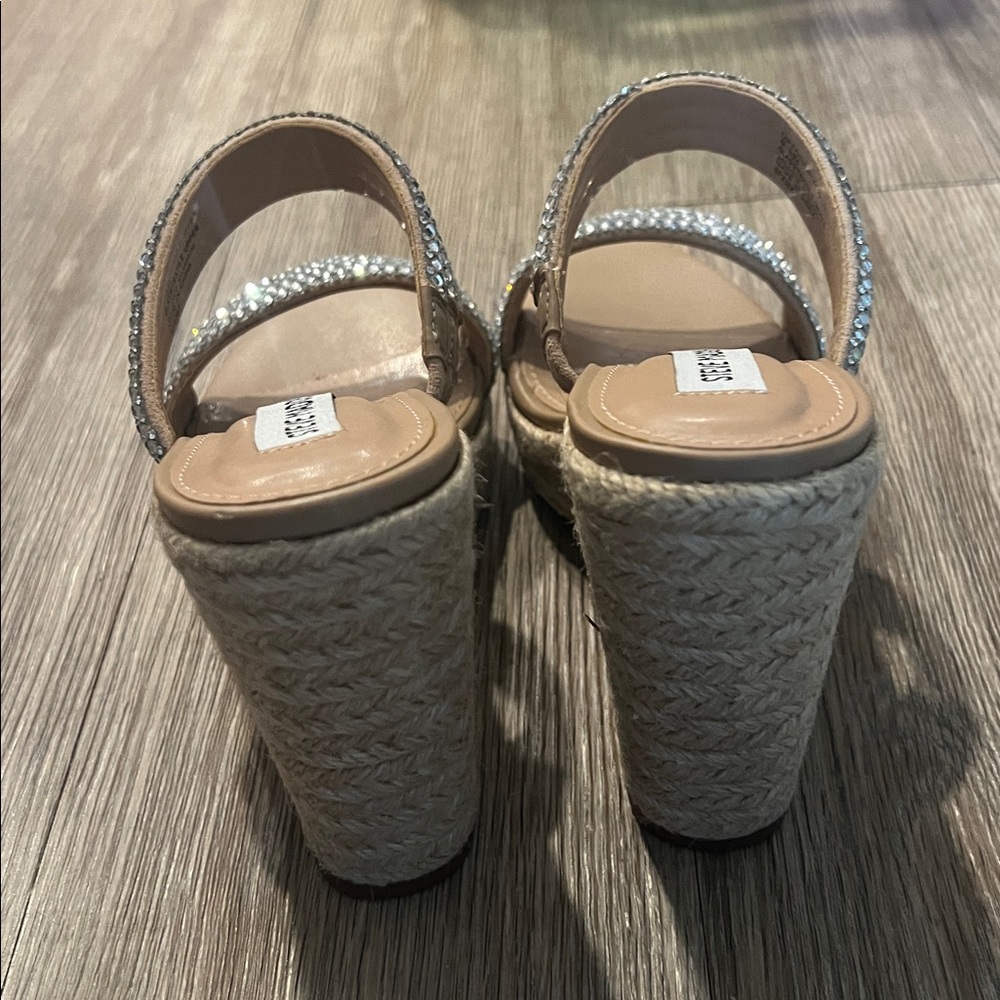 Steve Madden Silver Bejeweled Wedges 6.5 - Picture 5 of 8